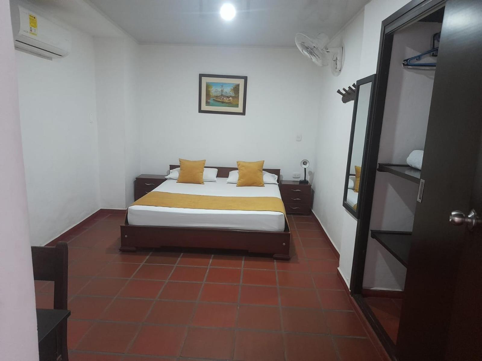 Hotel Colonial San Felipe Girón Extérieur photo