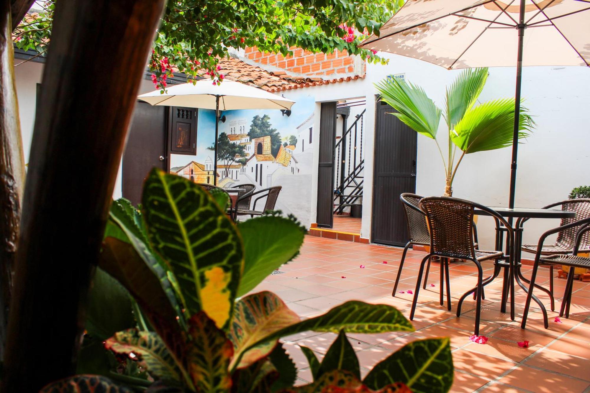 Hotel Colonial San Felipe Girón Extérieur photo